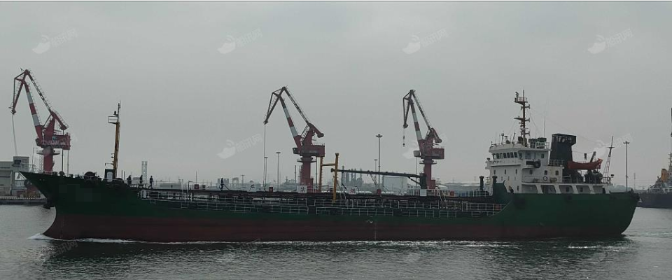 2006年-3200吨-油船-