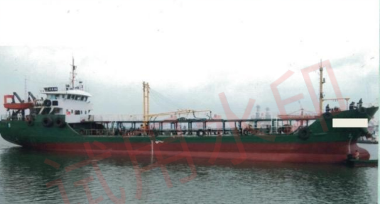 2011-870吨  油船