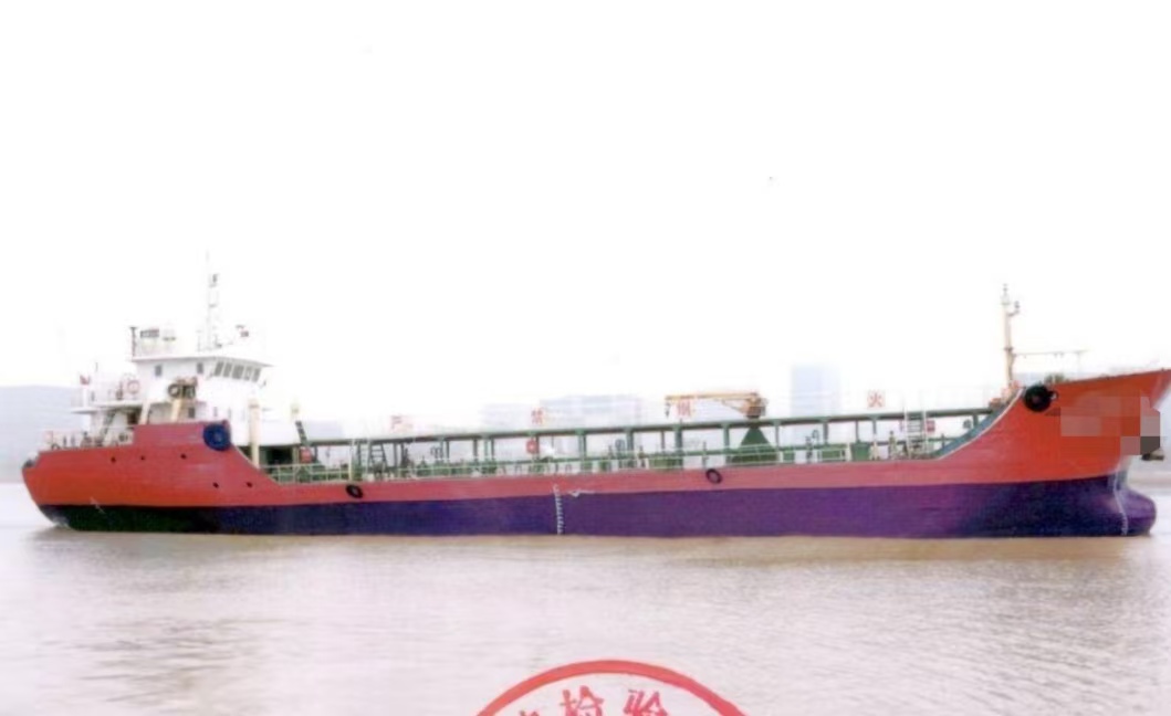 2009-900吨-油船