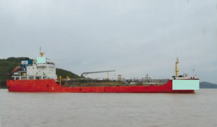 2022年-5000吨-油船