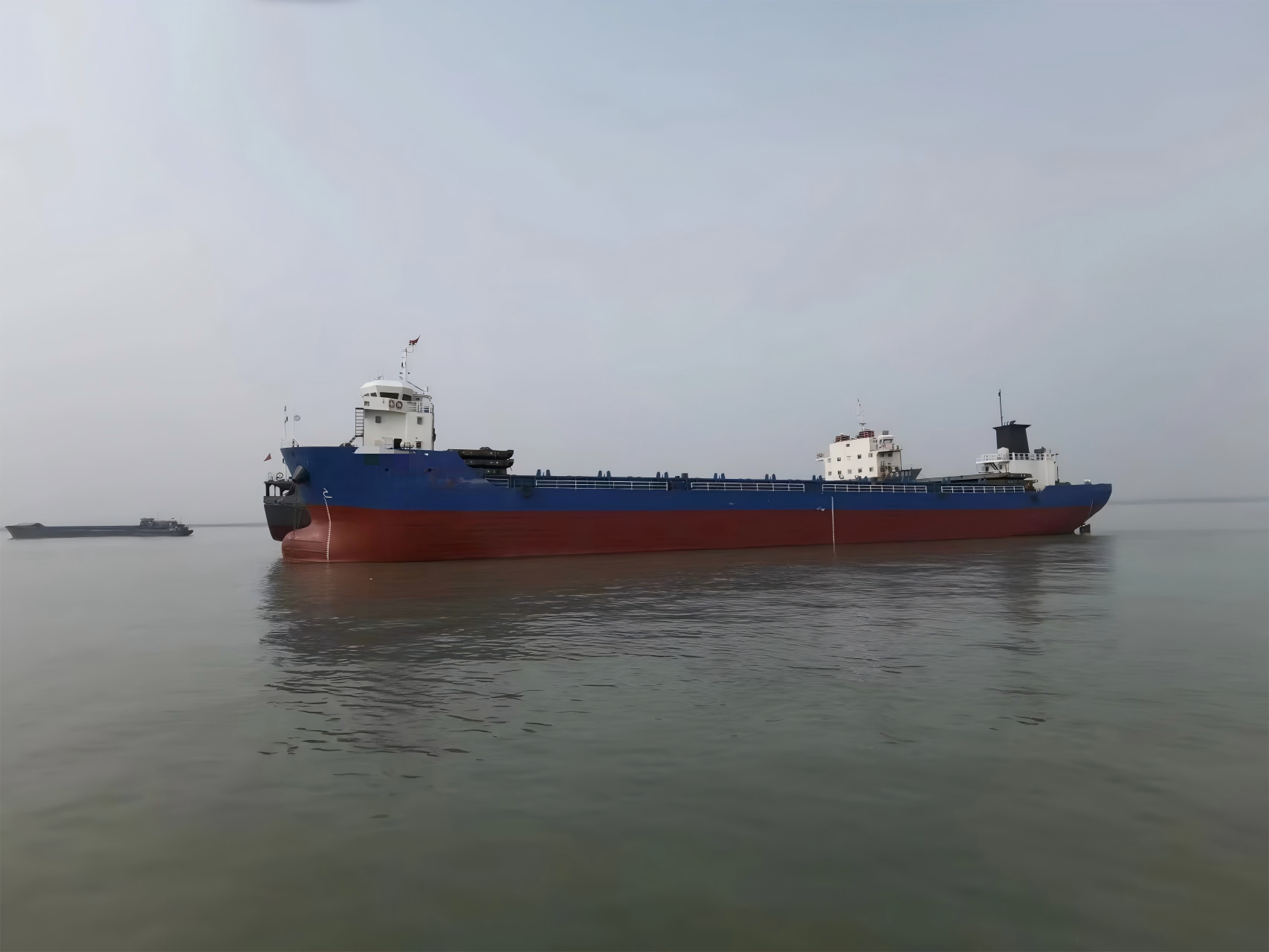 2011年-7900t-散货船