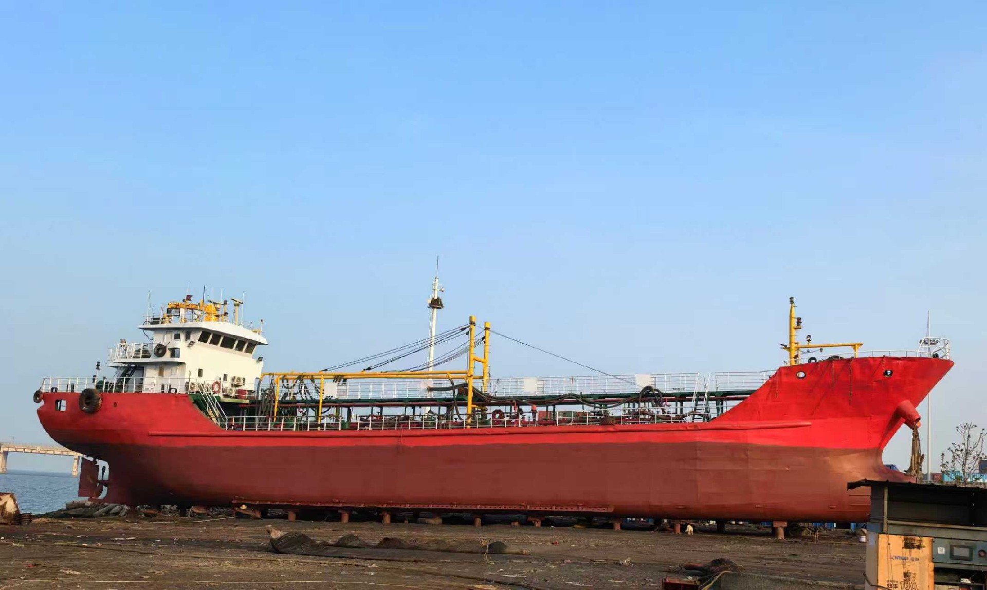 2011-900吨-油船